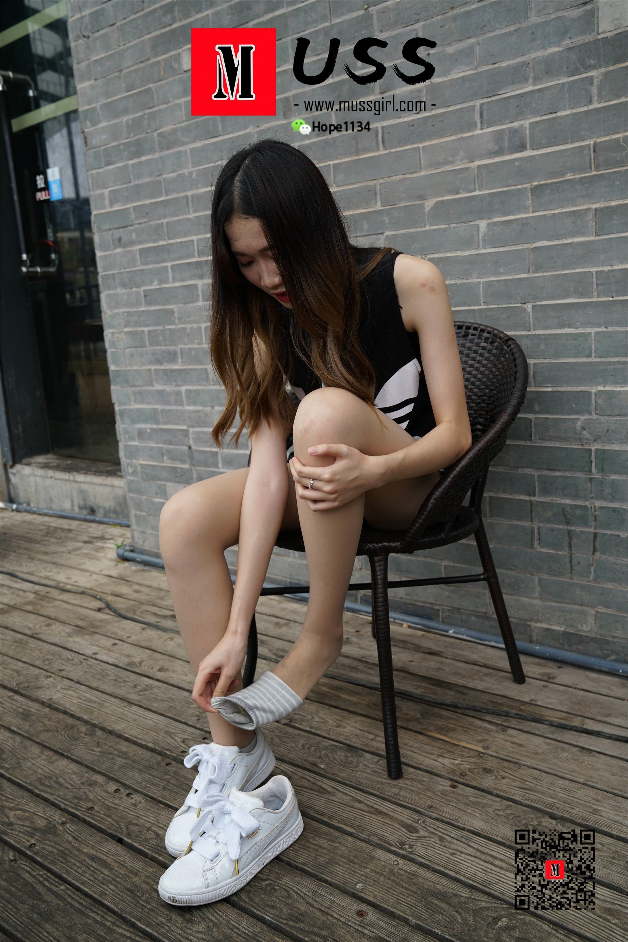 MussGirl慕丝女郎  NO.009 开心少女腿腿